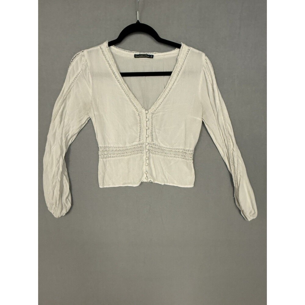Abercrombie & Fitch White Lace Trim Long Sleeve Crop Top Size M Cottagecore